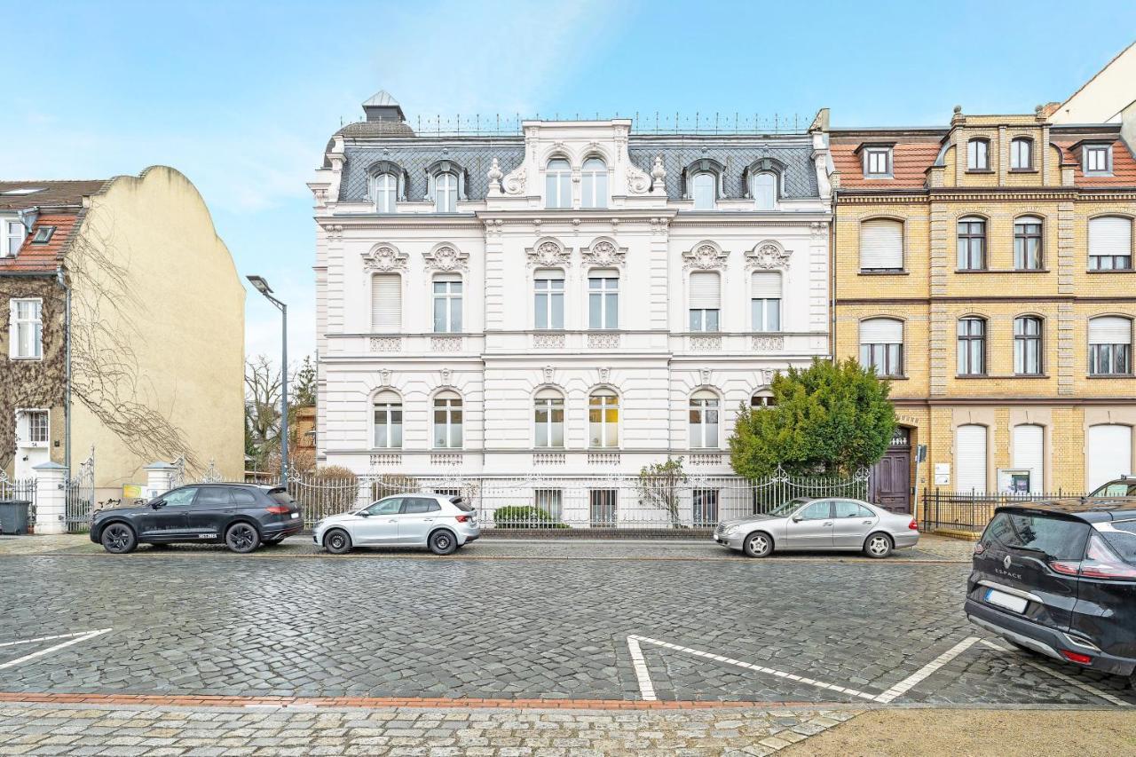Apartments Direkt Am Staatstheater,Modern,Zentral,Ruhig,2 Zimmer,Netflix,Privatparkplatz Auf Dem Hof 콧부스 외부 사진